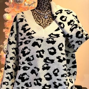 POL Black and Cream Leopard V-Neck Sweater